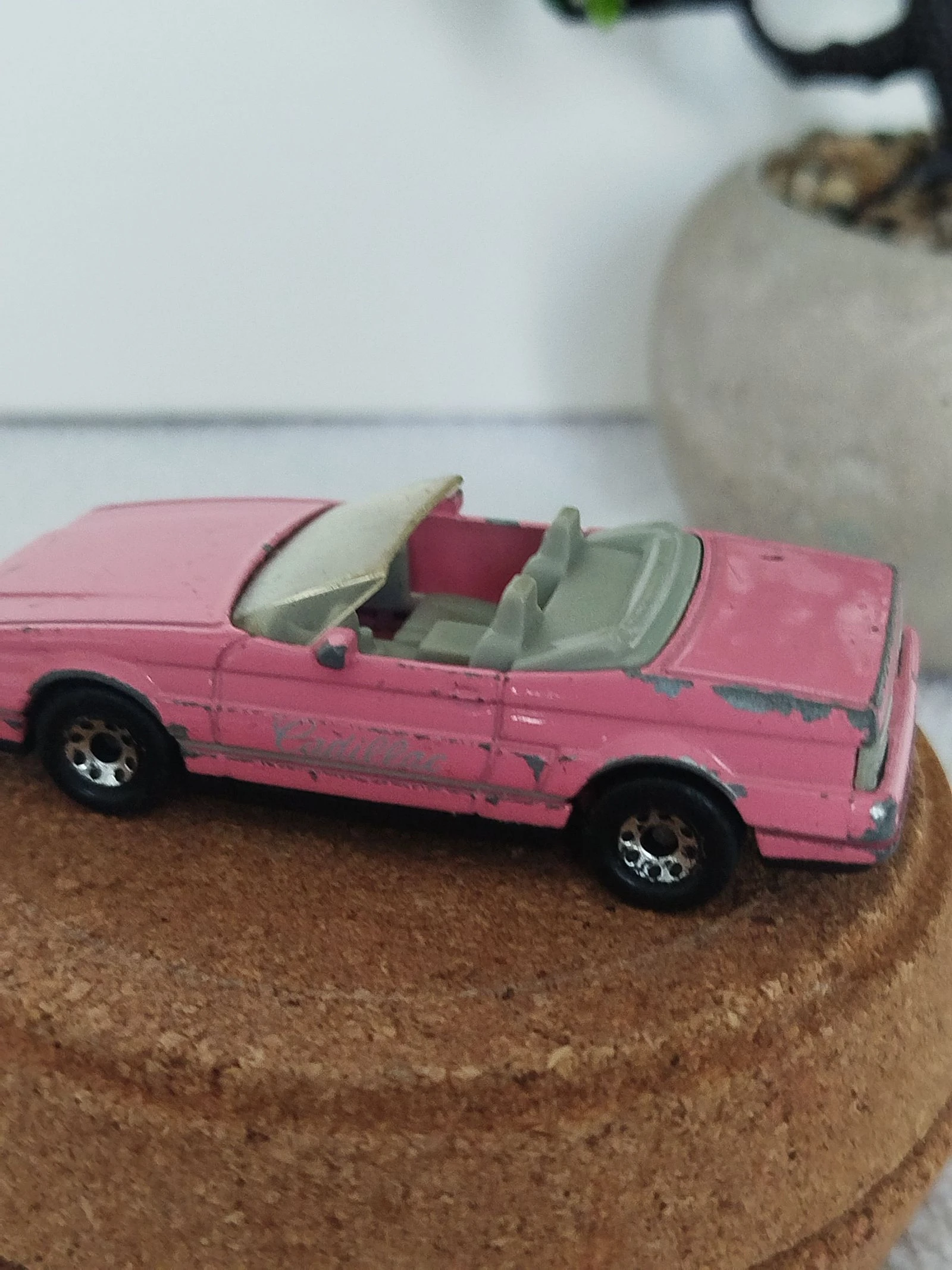 Cadillac Allanté Matchbox Car – photo 6